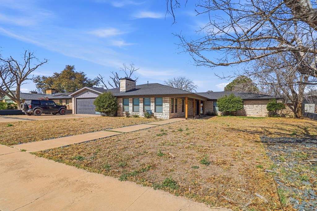 2208 Bedford Dr, Midland, TX 79701