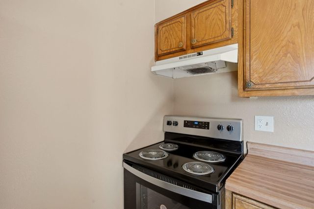 1312 Boatright Drive NE, Albuquerque, NM 87112