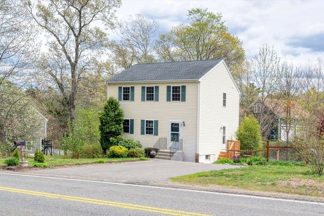 289 Weymouth St, Holbrook, MA 02343
