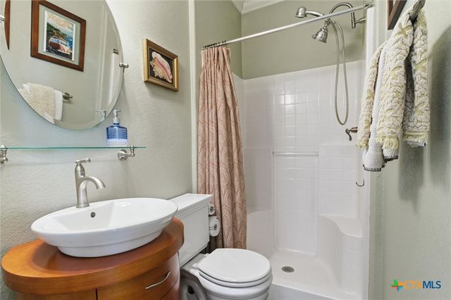 108 Quarry Crest Circle, San Marcos, TX 78666