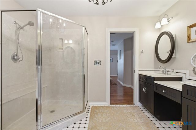 108 Quarry Crest Circle, San Marcos, TX 78666