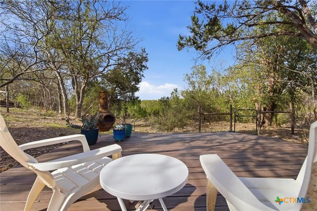 108 Quarry Crest Circle, San Marcos, TX 78666