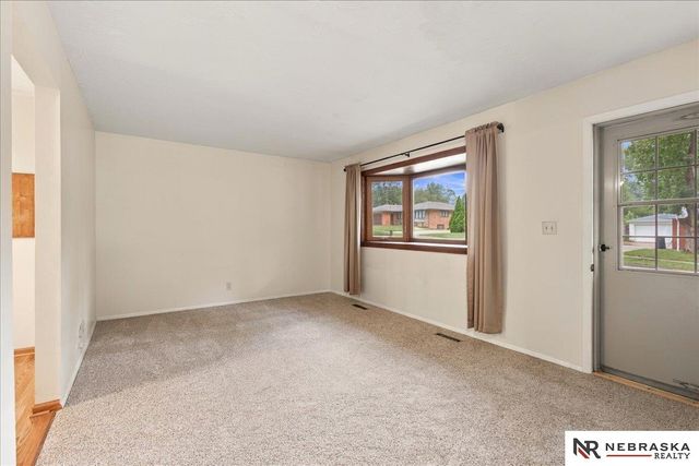 1541 Fairfield Street, Lincoln, NE 68521