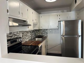 9141 Sunrise Lakes Boulevard 115, Sunrise, FL 33322