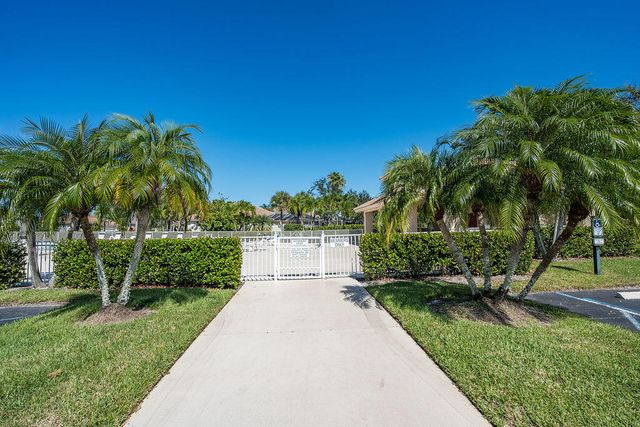 7945 SE Paurotis Lane, Hobe Sound, FL 33455