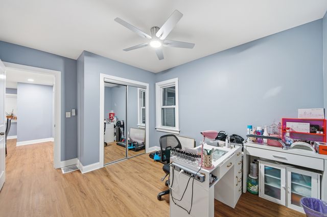 105 E Knox Street, Morrison, IL 61270