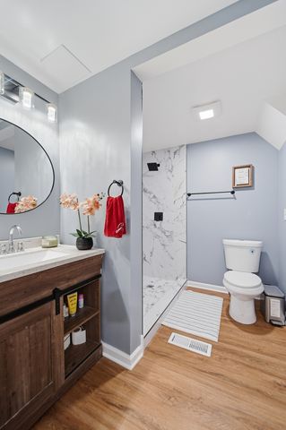 105 E Knox Street, Morrison, IL 61270