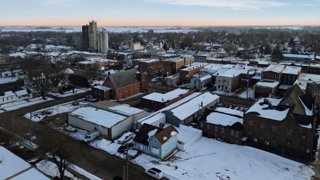 105 E Knox Street, Morrison, IL 61270