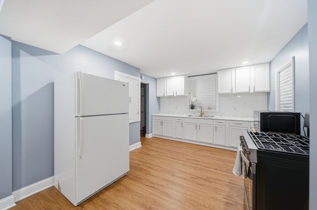 105 E Knox Street, Morrison, IL 61270