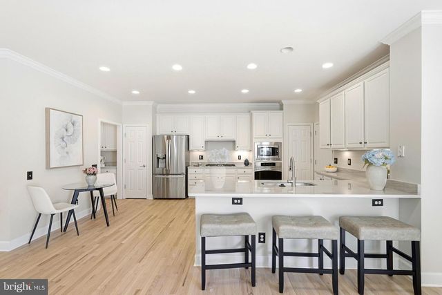 20783 RED CEDAR DR, Leesburg, VA 20175