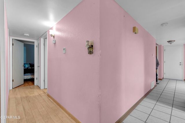 608 CENTENNIAL Drive, El Paso, TX 79912