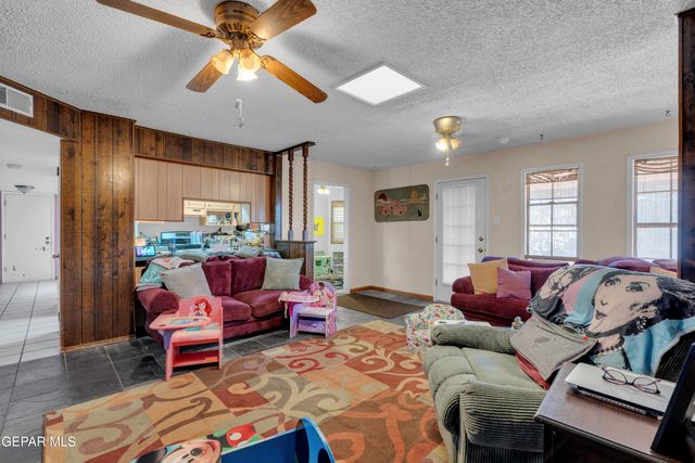 608 CENTENNIAL Drive, El Paso, TX 79912