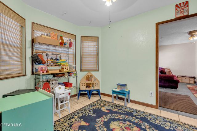 608 CENTENNIAL Drive, El Paso, TX 79912