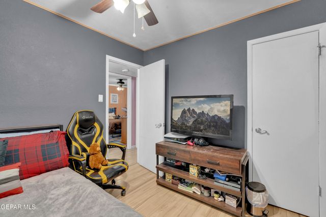 608 CENTENNIAL Drive, El Paso, TX 79912