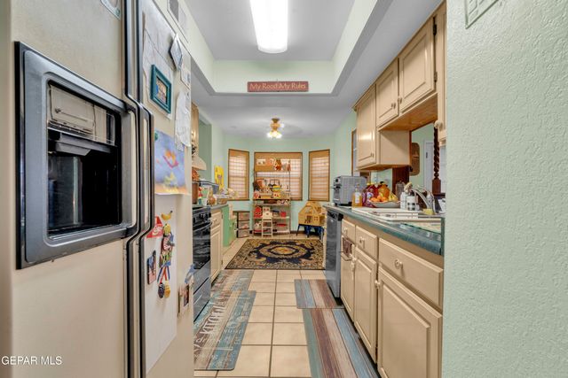 608 CENTENNIAL Drive, El Paso, TX 79912