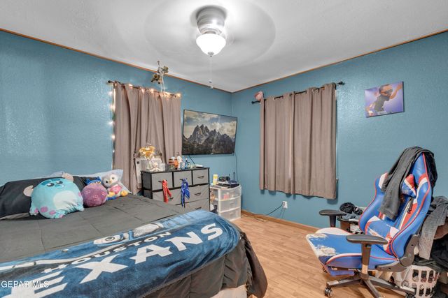 608 CENTENNIAL Drive, El Paso, TX 79912