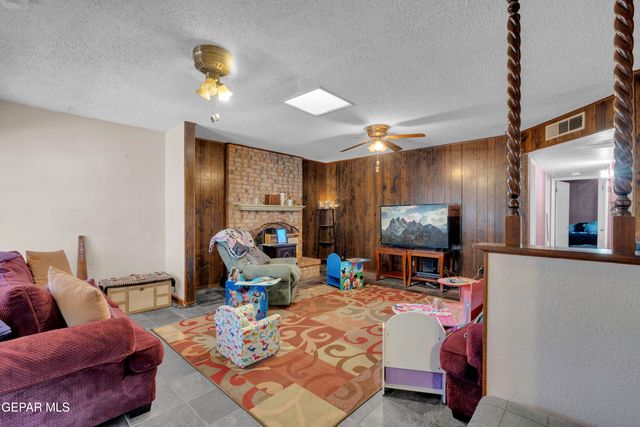 608 CENTENNIAL Drive, El Paso, TX 79912