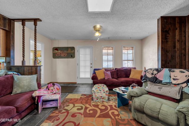 608 CENTENNIAL Drive, El Paso, TX 79912