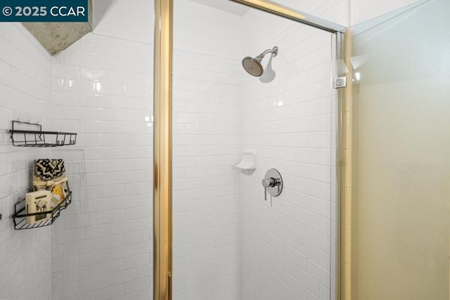 1201 Pine St 130, Oakland, CA 94607