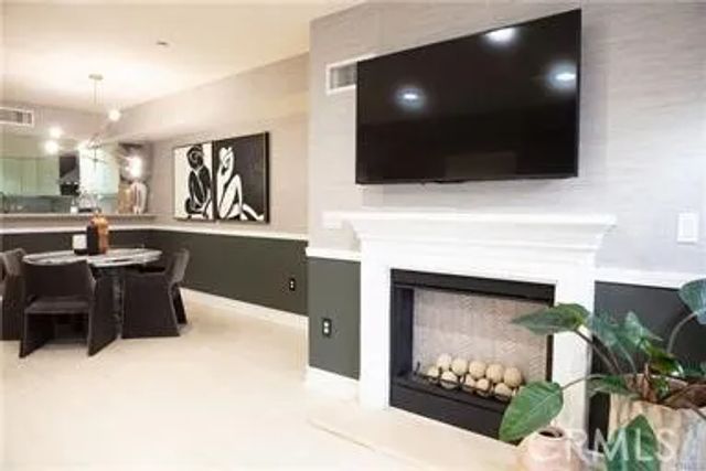 1353 N Fuller Avenue 103, Los Angeles, CA 90046