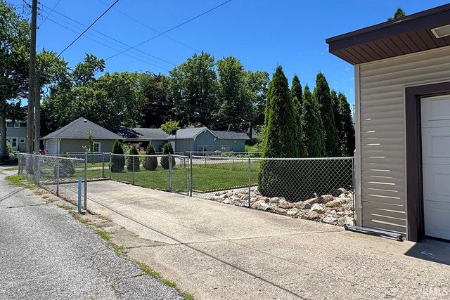 663 Fulton Street, Elkhart, IN 46514