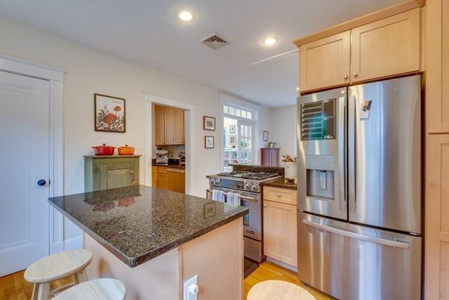 182 Highland Ave, Arlington, MA 02476