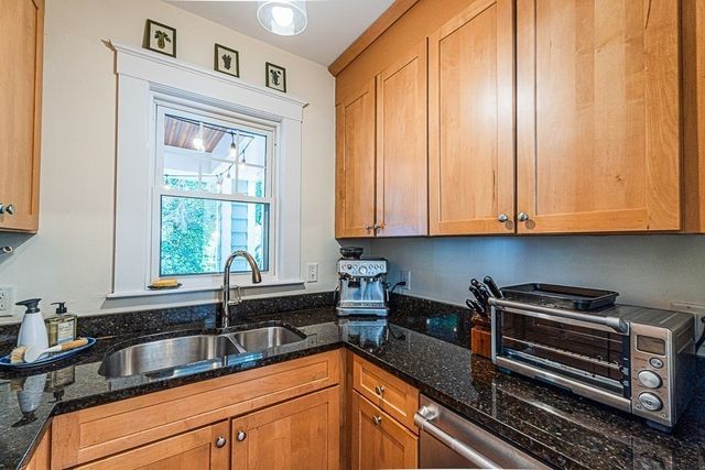 182 Highland Ave, Arlington, MA 02476