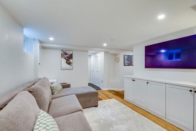 182 Highland Ave, Arlington, MA 02476