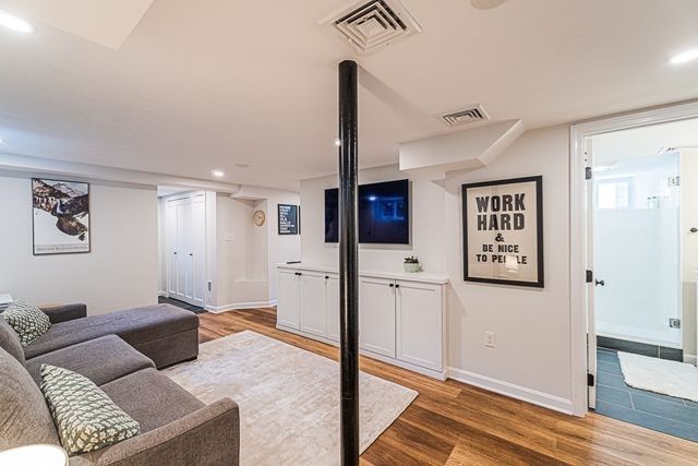 182 Highland Ave, Arlington, MA 02476