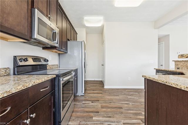 5236 Moreland ST, Suffolk, VA 23435