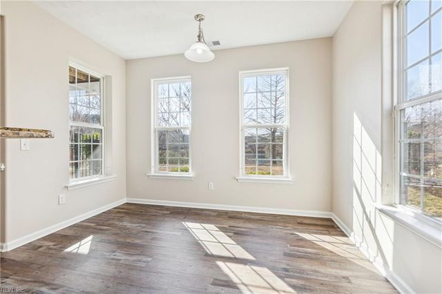 5236 Moreland ST, Suffolk, VA 23435