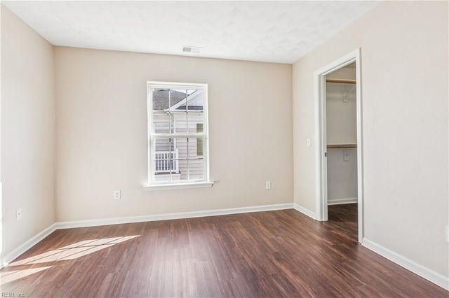 5236 Moreland ST, Suffolk, VA 23435