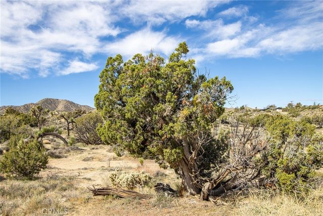 9486 Carmelita Circle, Yucca Valley, CA 92284