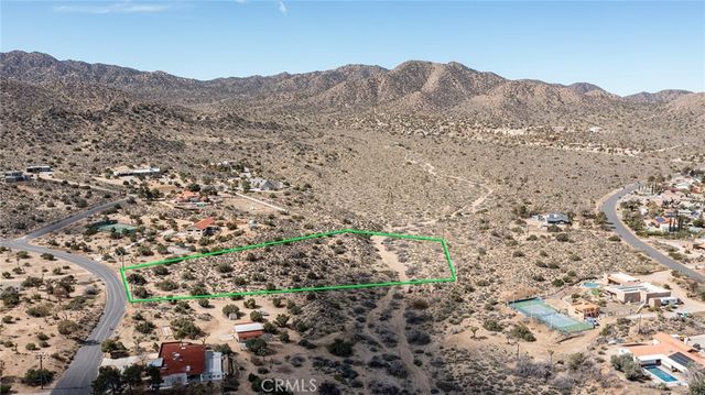9486 Carmelita Circle, Yucca Valley, CA 92284