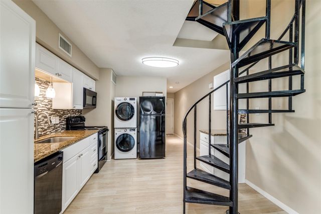 12900 Walden Road 104A, Montgomery, TX 77356