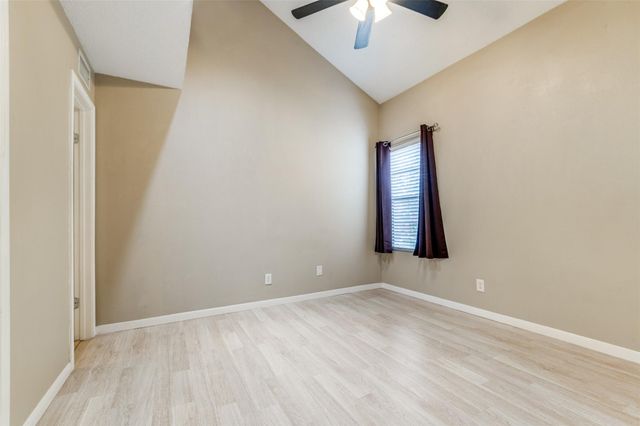 12900 Walden Road 104A, Montgomery, TX 77356