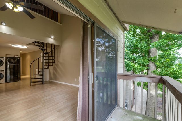 12900 Walden Road 104A, Montgomery, TX 77356