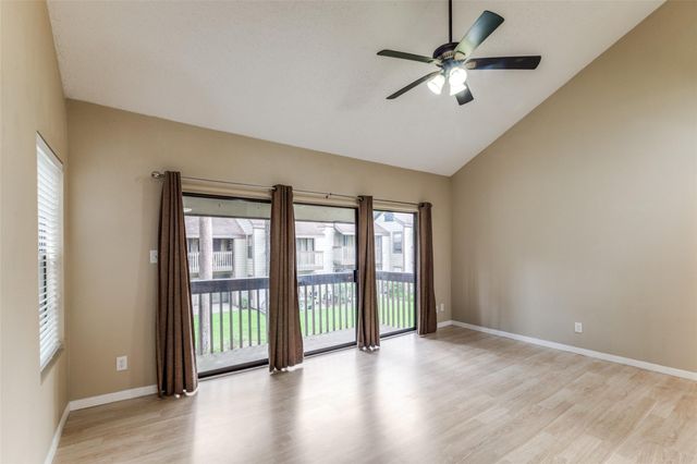 12900 Walden Road 104A, Montgomery, TX 77356