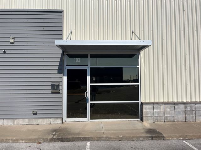 2416 8th Street Suite 103, Rogers, AR 72758