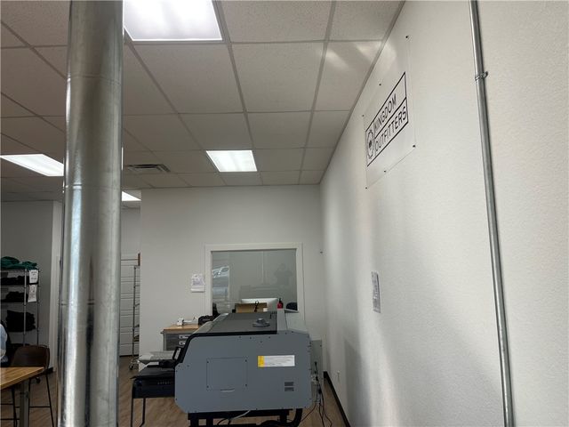 2416 8th Street Suite 103, Rogers, AR 72758