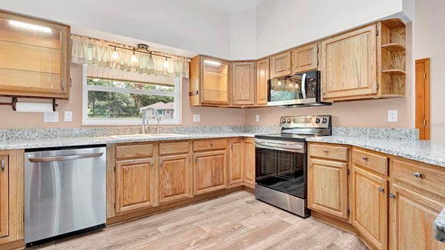 10502 LAKE HILL DRIVE, Clermont, FL 34711