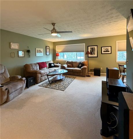 26 Colonial Parkway H, Pittsford, NY 14534