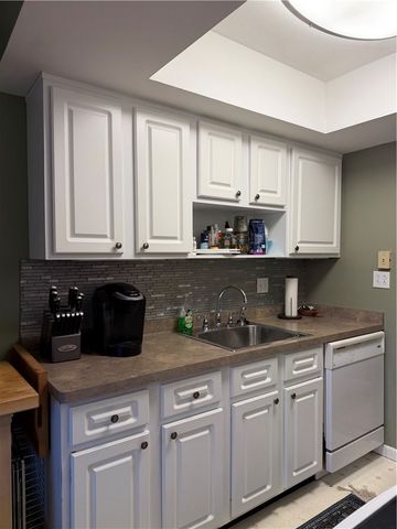 26 Colonial Parkway H, Pittsford, NY 14534