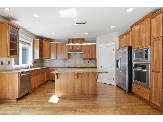 13874 Sw HALCYON Ter, Portland, OR 97223