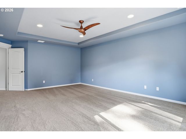 13874 Sw HALCYON Ter, Portland, OR 97223