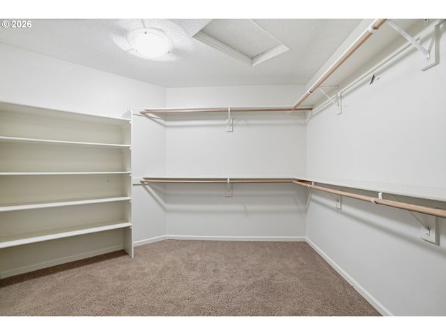 13874 Sw HALCYON Ter, Portland, OR 97223