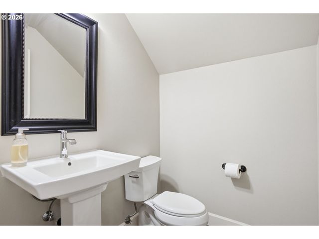 13874 Sw HALCYON Ter, Portland, OR 97223