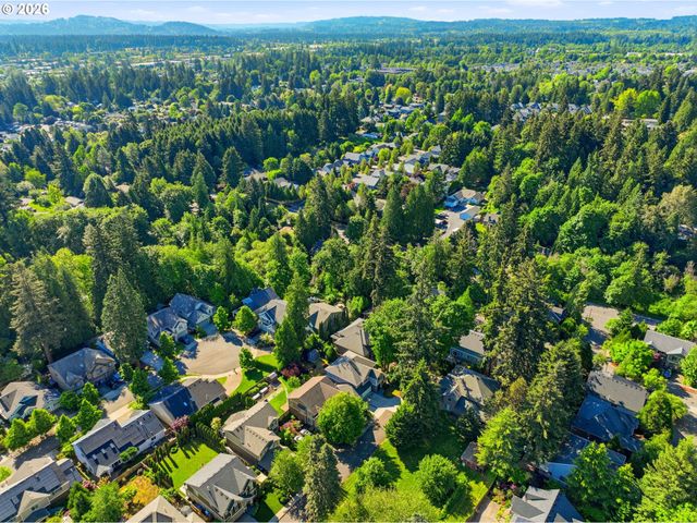13874 Sw HALCYON Ter, Portland, OR 97223