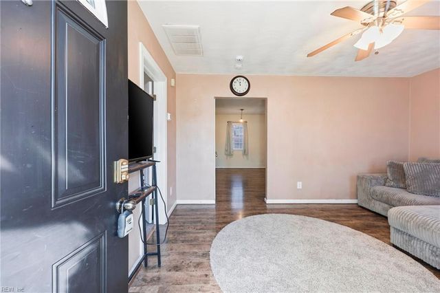 6456 Palem RD, Norfolk, VA 23513