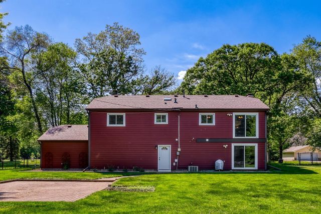 9951 Ibis Street NW, Coon Rapids, MN 55433